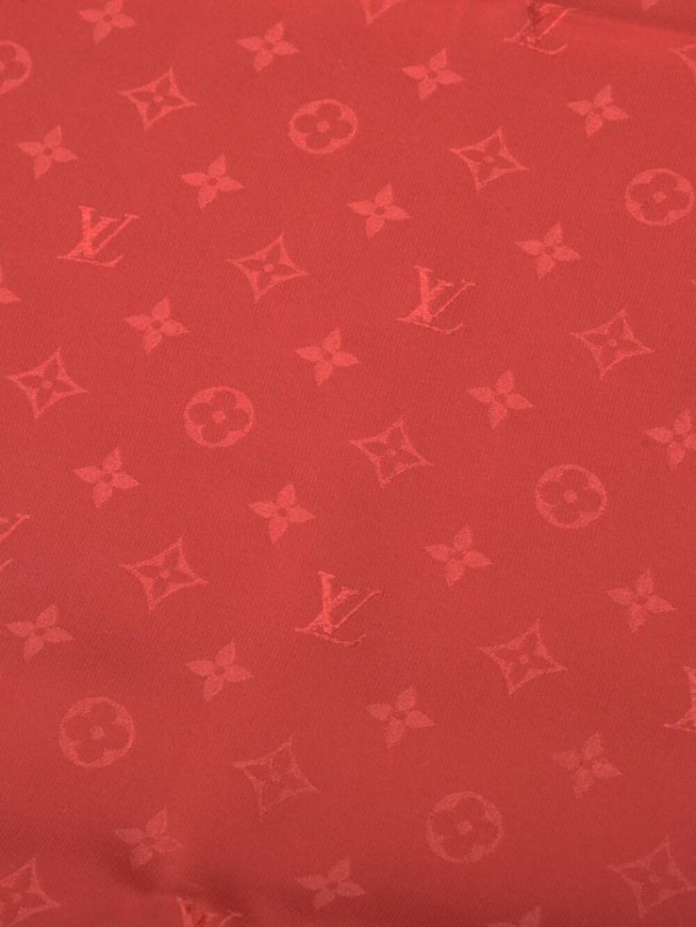 Louis Vuitton Monogram Scarf 85 Silk Red Shawl - Picture 6 of 9